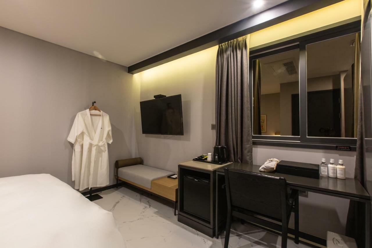 Brown Dot Gijang Yeonhwari Hotel Busan Exterior photo